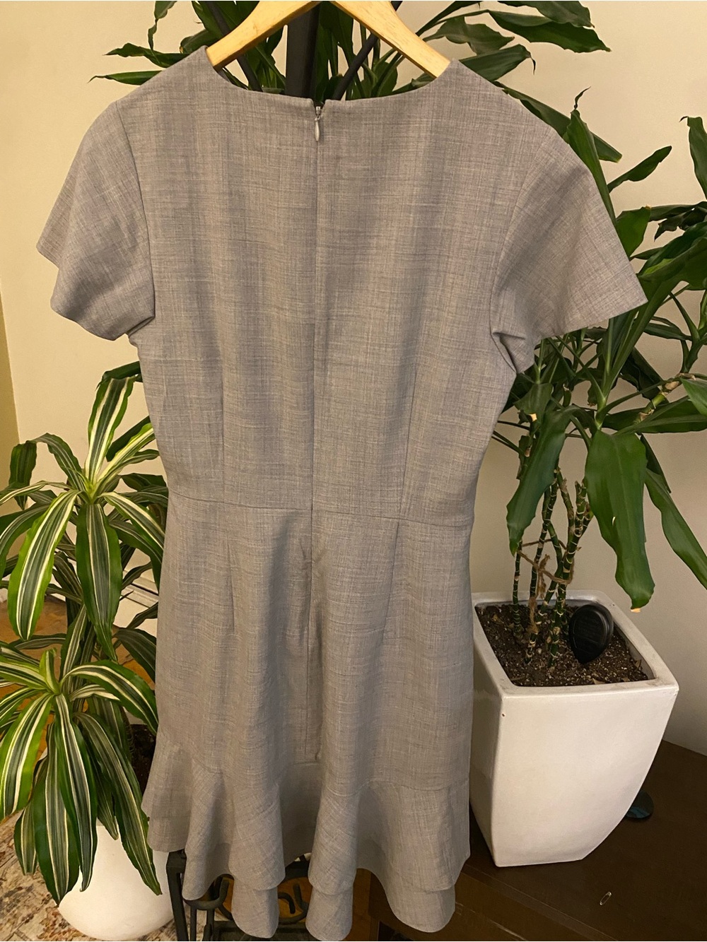 Banana Republic Light Gray Short-Sleeve A-Line Dress